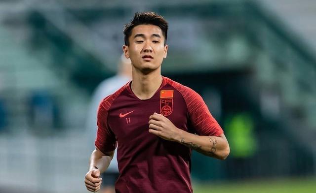 借掩护突入 借掩护突入