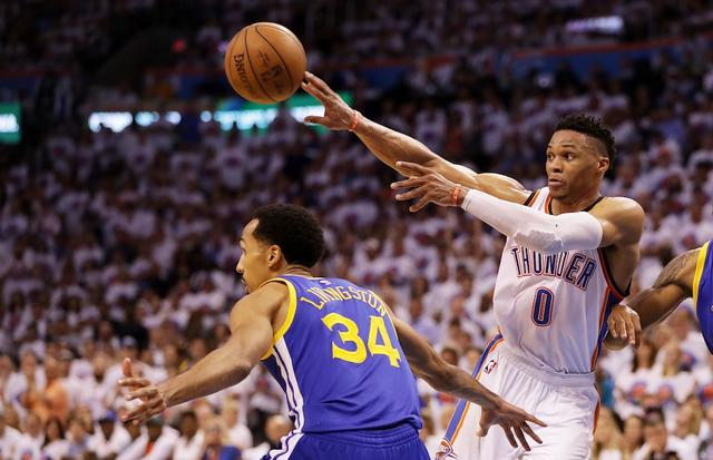 布朗承担了 布朗承担了